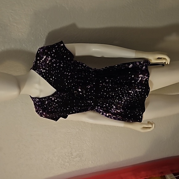 APT 9 Floral Ruffle Surplice Tie Waist Blouse Medium - Picture 3 of 9